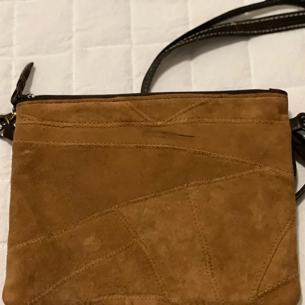 VAAN & CO. Crossbody NWT.  Brown and tan with soft leather back.